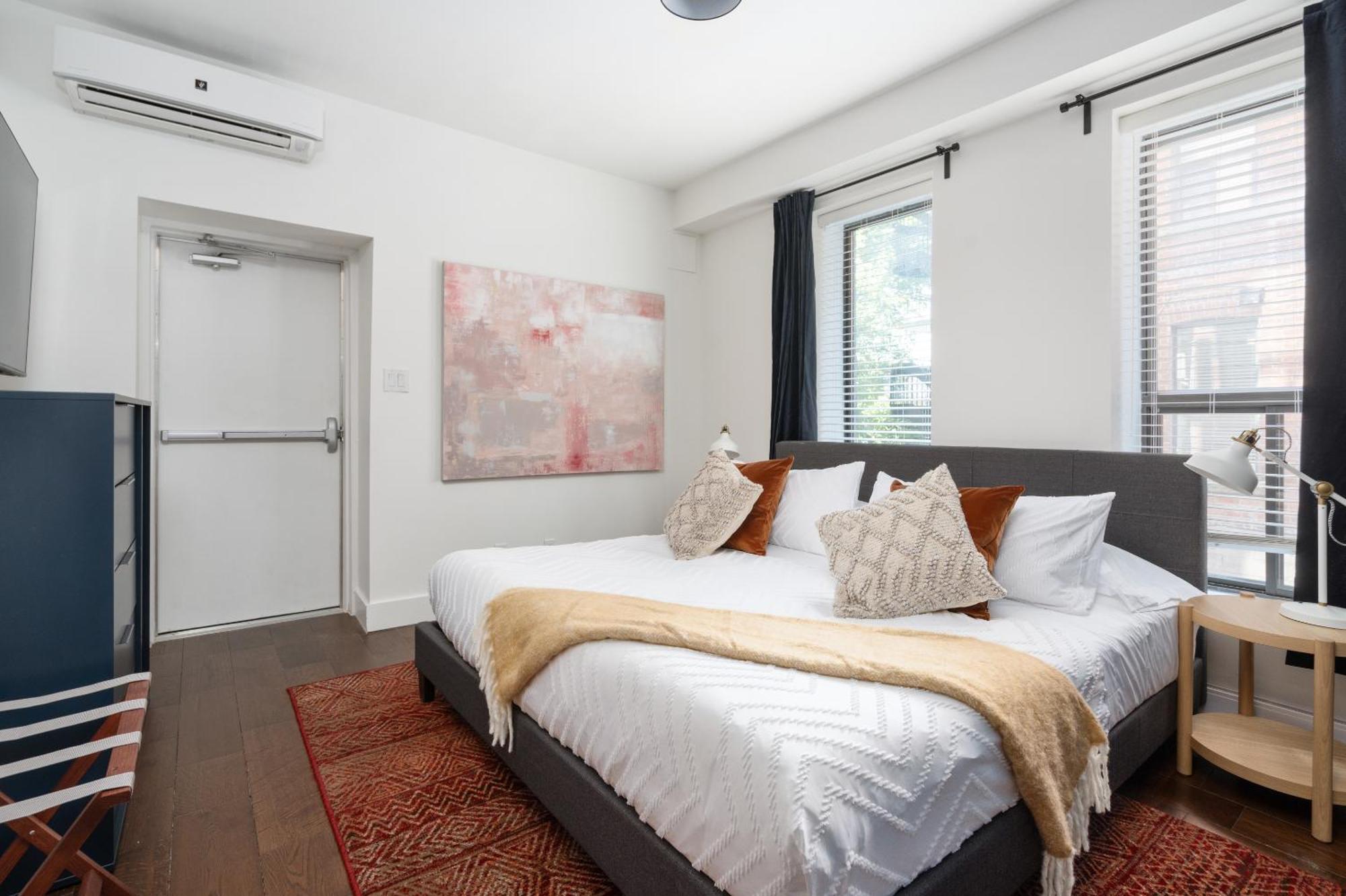 Les Lofts Du Mile End-plateau Mont Royal Appartement Montréal